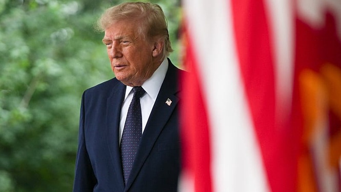 Can Trump unilaterally cut trade with Spain?