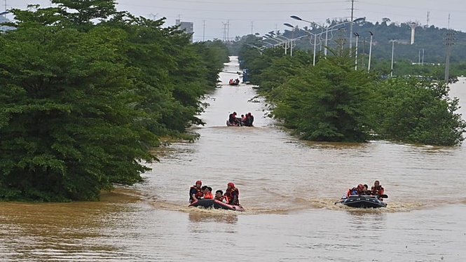 Mud and debris left behind after deadly floods in southern China