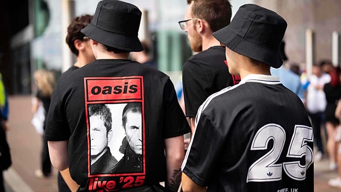 The Oasis and Glastonbury effect: How 2025 was a record year for UK music tourism