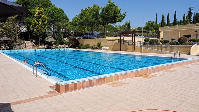 Toxic cloud from municipal pool forces lockdown in La Bisbal del Penedès, Tarragona