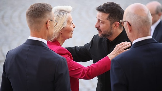 Newsletter: ‘Tide turning’ for Ukraine, von der Leyen says in Kyiv