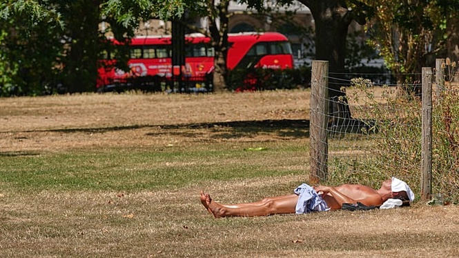 England and Wales record driest July on record, Met Office says