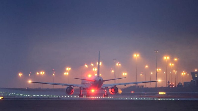 German police deploy bomb disposal robot at Leipzig airport after explosive drone found near Ukrainian plane