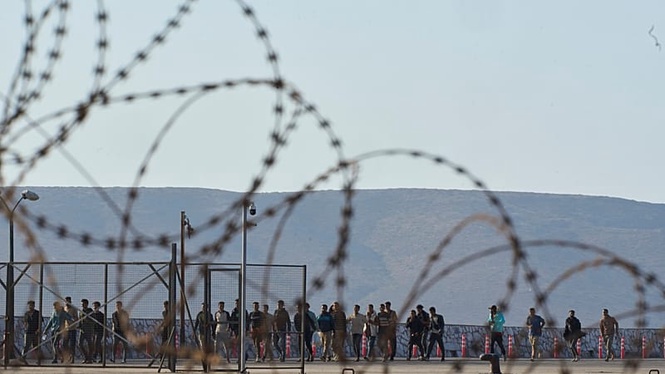 Migrant flows to Greece down 34% in 2026, maritime affairs minister says
