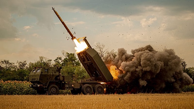 Russian strike kills two, injures 17 in Kramatorsk as Ukraine hits Russian oil port