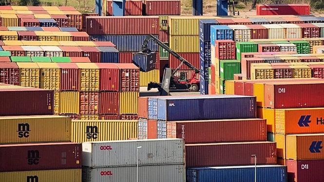 EU pushes back as US revives trade pressure on bloc and accuses Brussels of enabling China to evade tariffs