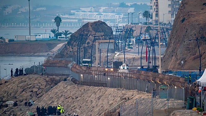 Morocco prevents hundreds of migrants from crossing into Spain's Ceuta