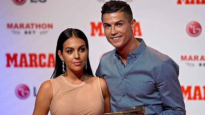 Vogue releases exclusive photos of Ronaldo and Georgina's wedding