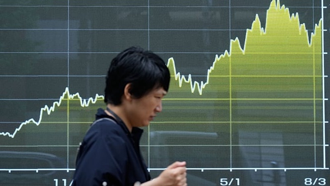 Japan's 10-year bond yield hits a 30-year high as growth data disappoints