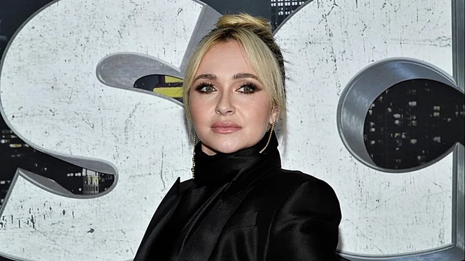 Hayden Panettiere: Authorities investigating cause of death as US media speculate on 'overdose'