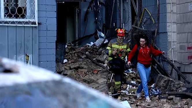 Kyiv residents rescued as Russian strikes damage buildings across the city