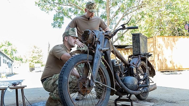 Wehrmacht motorbike from the Danube brings siege of Budapest to life