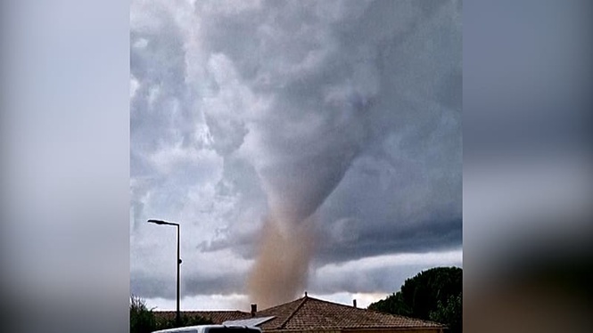 Video shows tornado forming over village in France