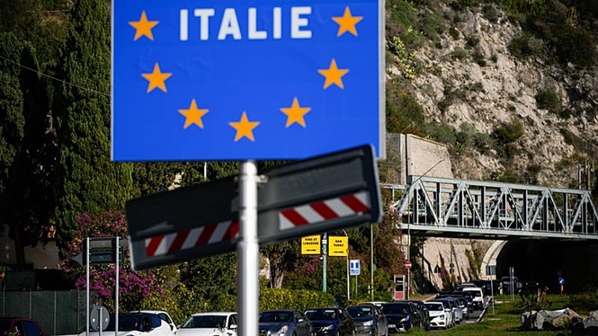 Italy keeps Schengen suspension with Spain in place for further 15 days over Ceuta tensions