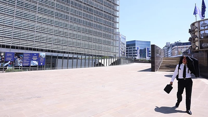 Belgium logs nearly 3,000 excess deaths during summer heatwaves, health institute says