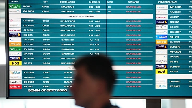 Indonesia keeps several airports closed but Anak Krakatau volcanic eruption is easing