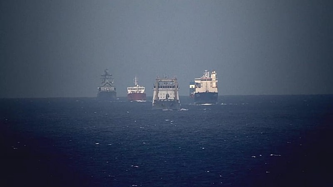 Russia sends sanctioned ships to Mediterranean as NATO tracks 'Syrian Express' convoy
