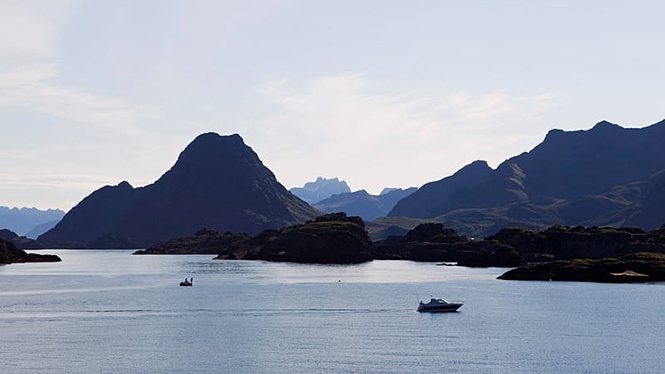 Brussels to keep ban on Arctic oil and gas drilling despite Norwegian pressure