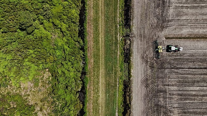 Farmers' groups urge Planas for urgent aid as war in Iran drives up costs