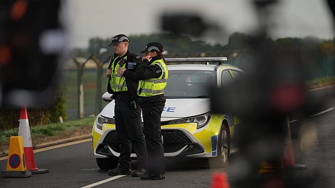 Trump 'surprised' as UK releases RAF Fairford suspects on bail