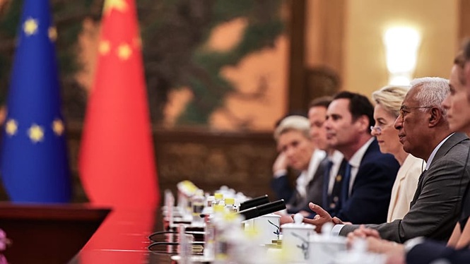 EU pushes China to accept import quotas in bid to rebalance trade