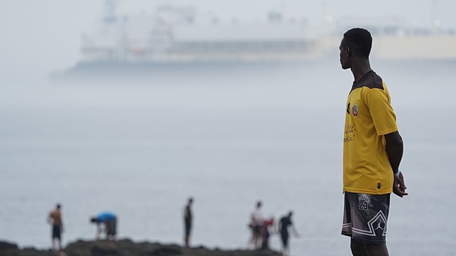 EPP backs suspension of asylum rights in response to ‘hybrid attacks’