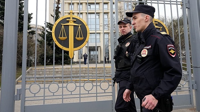 Russia's jury reform draws fire for handing verdicts back to the state