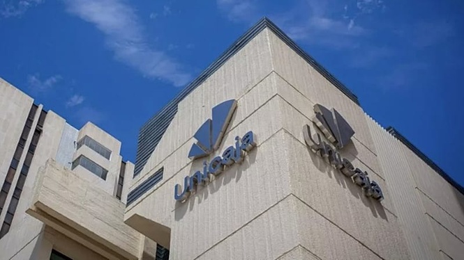 José Sevilla resigns as Unicaja chair and declines to remain at the bank