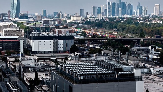 Where in Europe is data centre hiring growing fastest – and why do these jobs pay more?