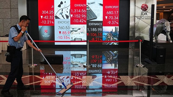 Indonesian stocks plunge 11% as MSCI proposes emerging market downgrade