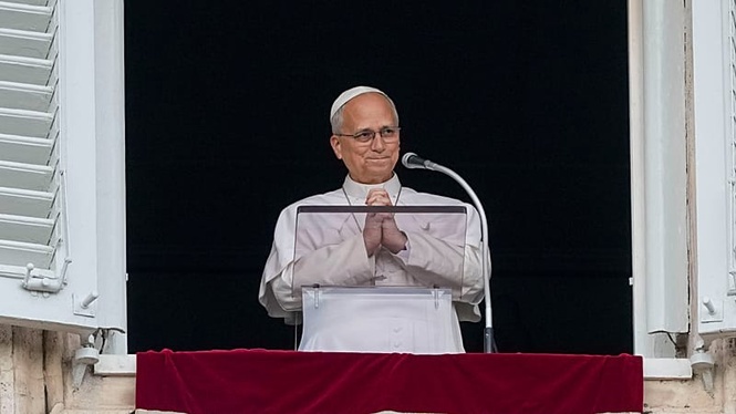 Pope Leo XIV after his hospital stay: "I feel closer to those who suffer illness"