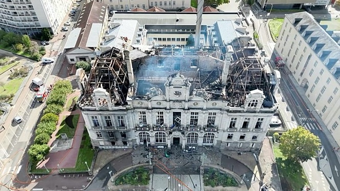 Drone footage reveals scale of damage to Limoges town hall after protests