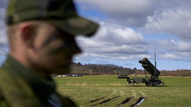 US allegedly holding up delivery of Patriot air defence missiles, Zelenskyy says