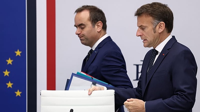 France's Macron convenes defence council ahead of fresh weekend protests
