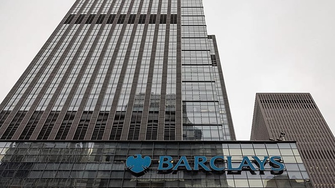 Barclays to cut 5,000 jobs as it turns to AI to improve efficiency