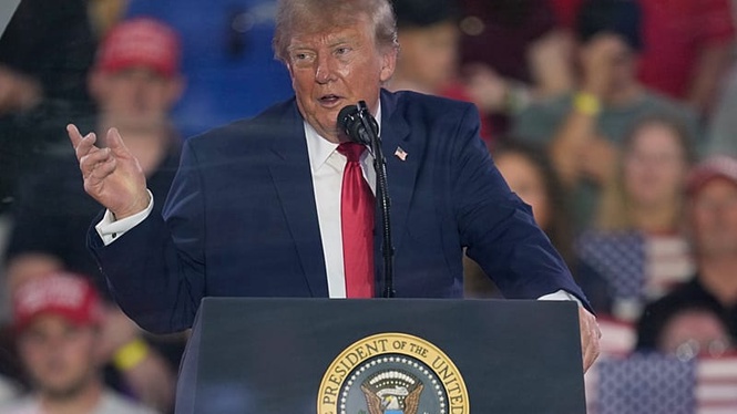 Trump says he has the right to seek a third presidential term