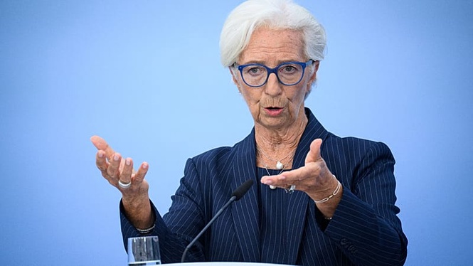 France's bond drama takes centre stage ahead of ECB rate decision
