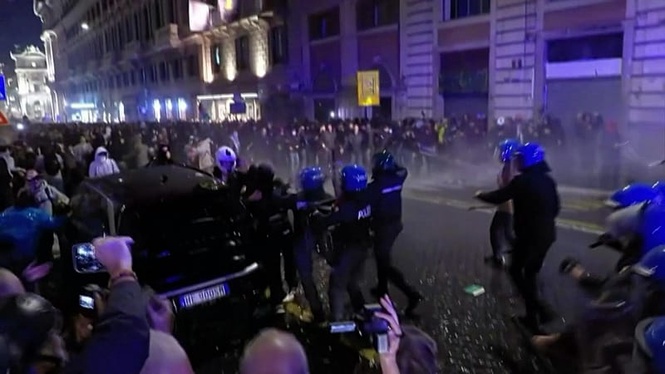Young protesters clash with police on Rome streets