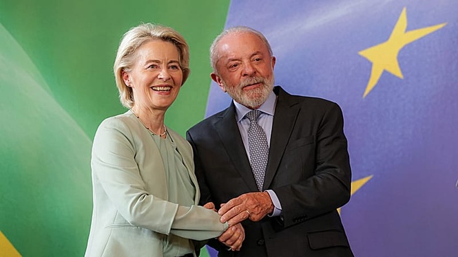 'Democracy has won': Europe celebrates Lula's surprise victory in ...