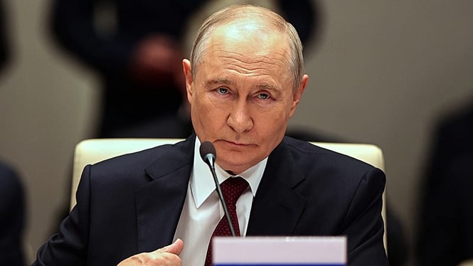 After months dithering, Europe shows it's ready for talks with Russia
