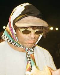 Image from: Meet the ‘rave pash’: 2026’s hottest concert accessory