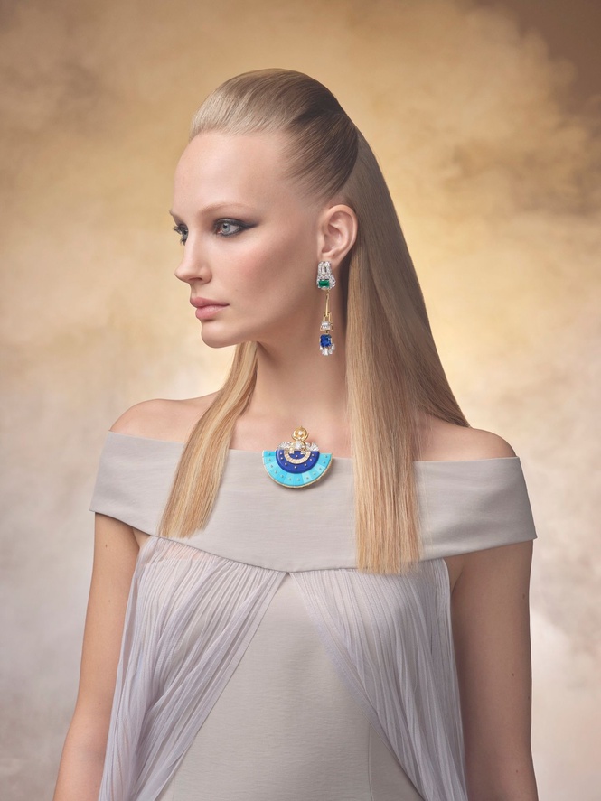Image from: Van Cleef & Arpels beckons you into Egyptomania with its precious Fascinating Egypt collection
