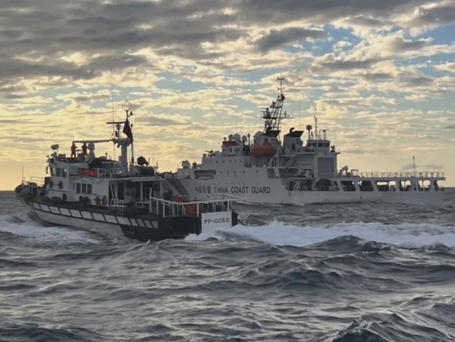 Image from: China's Coast Guard Is Borrowing Destroyer DNA To Patrol East Of Taiwan
