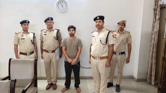 Image from: Gurugram man kills brother after row over drinking, held