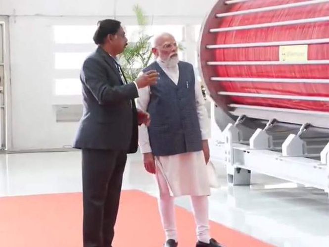 Image from: PM Modi inspects L&T's Armed Systems Complex in Surat, reviews key defence projects
