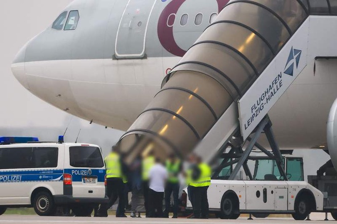 Image from: German deportation flight scrapped after Taliban refuse to cooperate