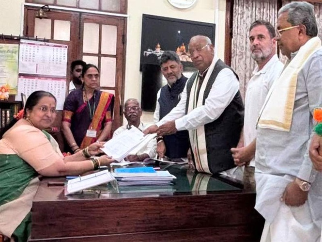 Image from: Mallikarjun Kharge files nomination for Rajya Sabha polls from Karnataka; Rahul Gandhi, Siddaramaiah accompany him