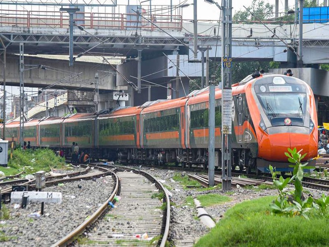 Image from: Railway authorities investigate incident involving Assistant Loco Pilot near Ongole