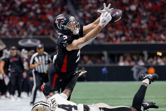 Image from: Drake London’s new deal gives Falcons stability amid uncertain QB future