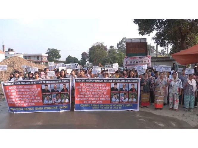 Image from: Manipur: Protesters block NH-2 at Namdilong, demand release of 6 Naga hostages